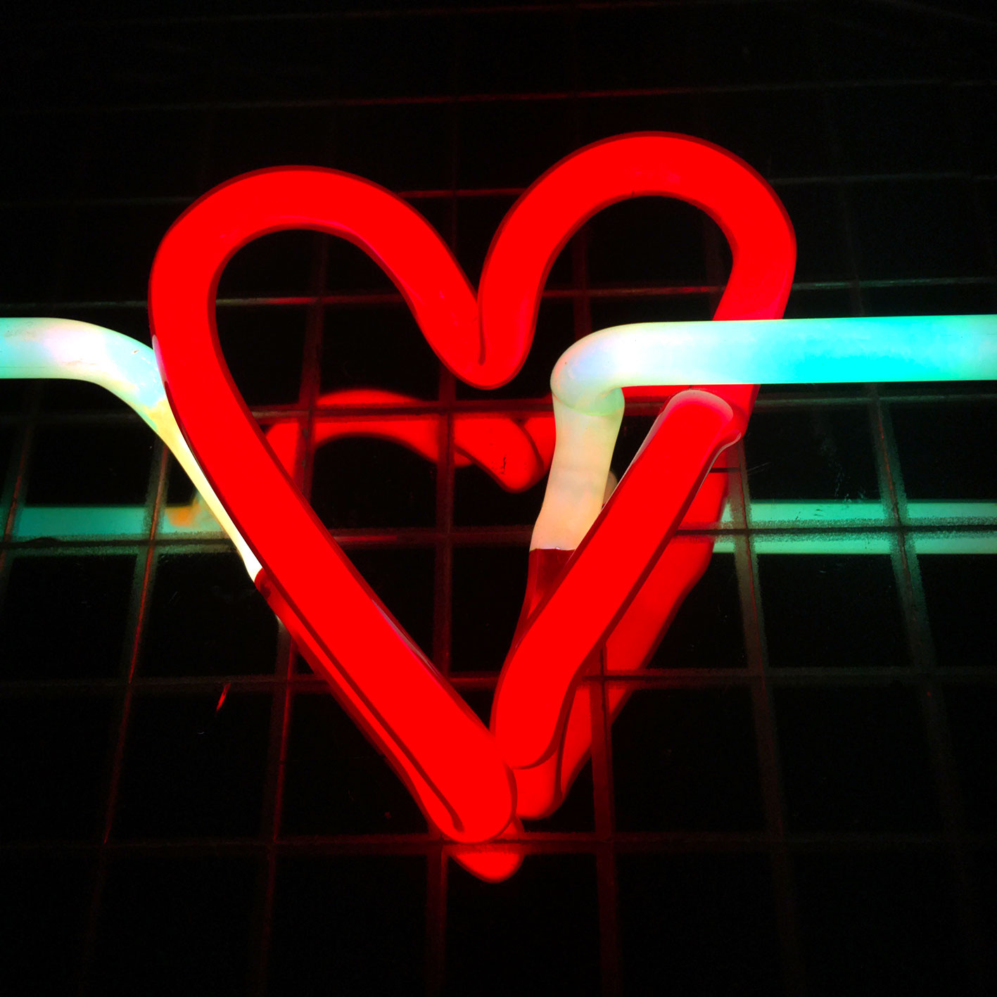 Heart and Arrow Neon Art by Andy Doig in Brighton